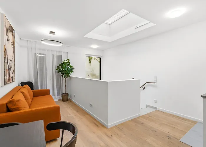 Modern Retreat With Ac - 15 Min To Center Διαμέρισμα *